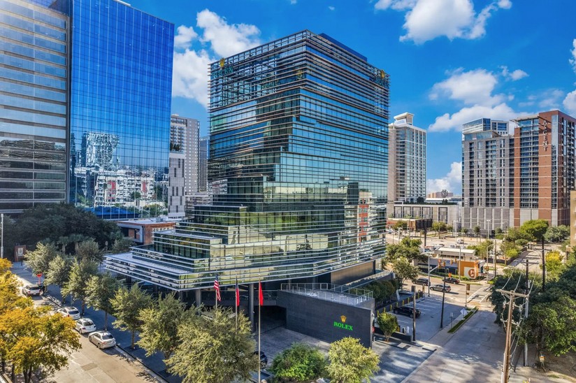 Rolex : une école d'horlogerie gratuite et... un parfum - welovewatches.fr