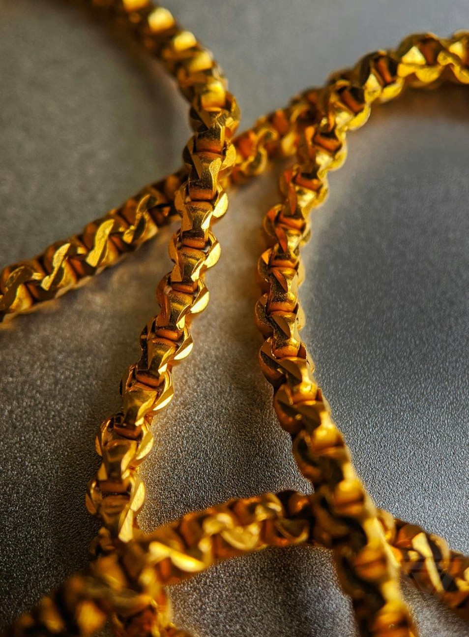 Kering prépare la montée en puissance de ses Maisons - journalduluxe.fr